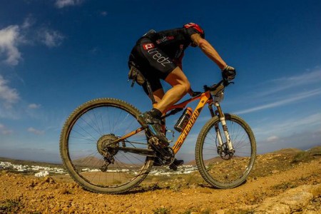 A ground profile shot of Scott Cornish on his MTB 